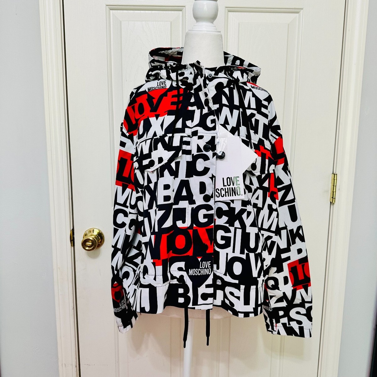LOVE MOSCHINO PRINTED SHELL HOODED JACKET SZ IT 42 US 6 RETAIL