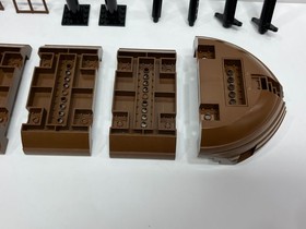 vintage Lego: Pirates 6285 Black Seas Barracuda - Mast, Mast Rigging, Boat Hull