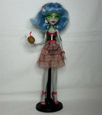 #ad Monster High Ghoulia Yelps Skull Shores doll $26.00