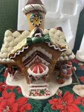 Sugarplum Valley Limited Edition Deluxe Lighted House NEW