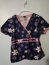 Cherokee Studio Brand Lg White Flowers On Blue Scrub Top - sz L
