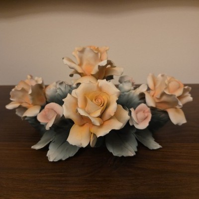 VINTAGE HAND PAINTED CAPODIMONTE ROSE FLORAL CENTERPIECE
