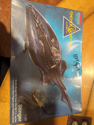 #ad Monogram Sea Quest DSV Stinger 1 20 scale Model kit #3602 Sealed $15.00