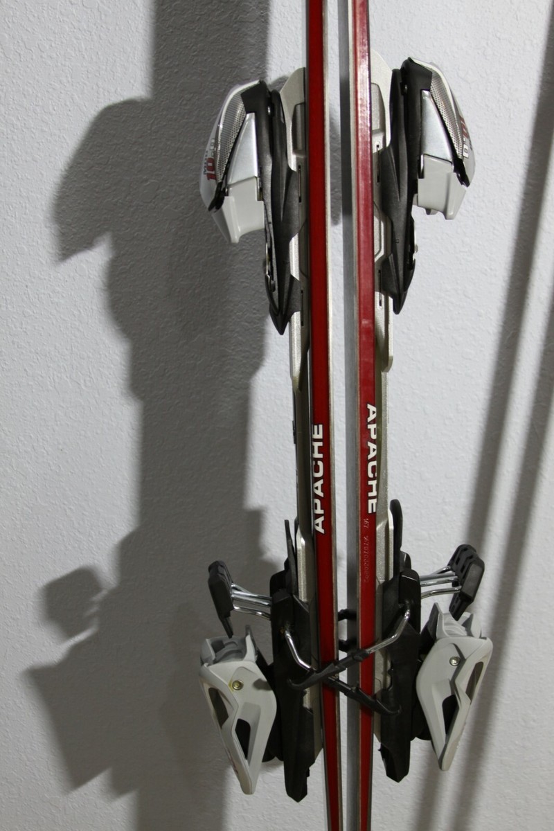K2 APACHE SABRE SKIS 167 CM WITH MARKER MOD 10.0 ONLY USED K2 APACHE SABRE SKIS 167 CM WITH MARKER MOD 10.0 ONLY USED