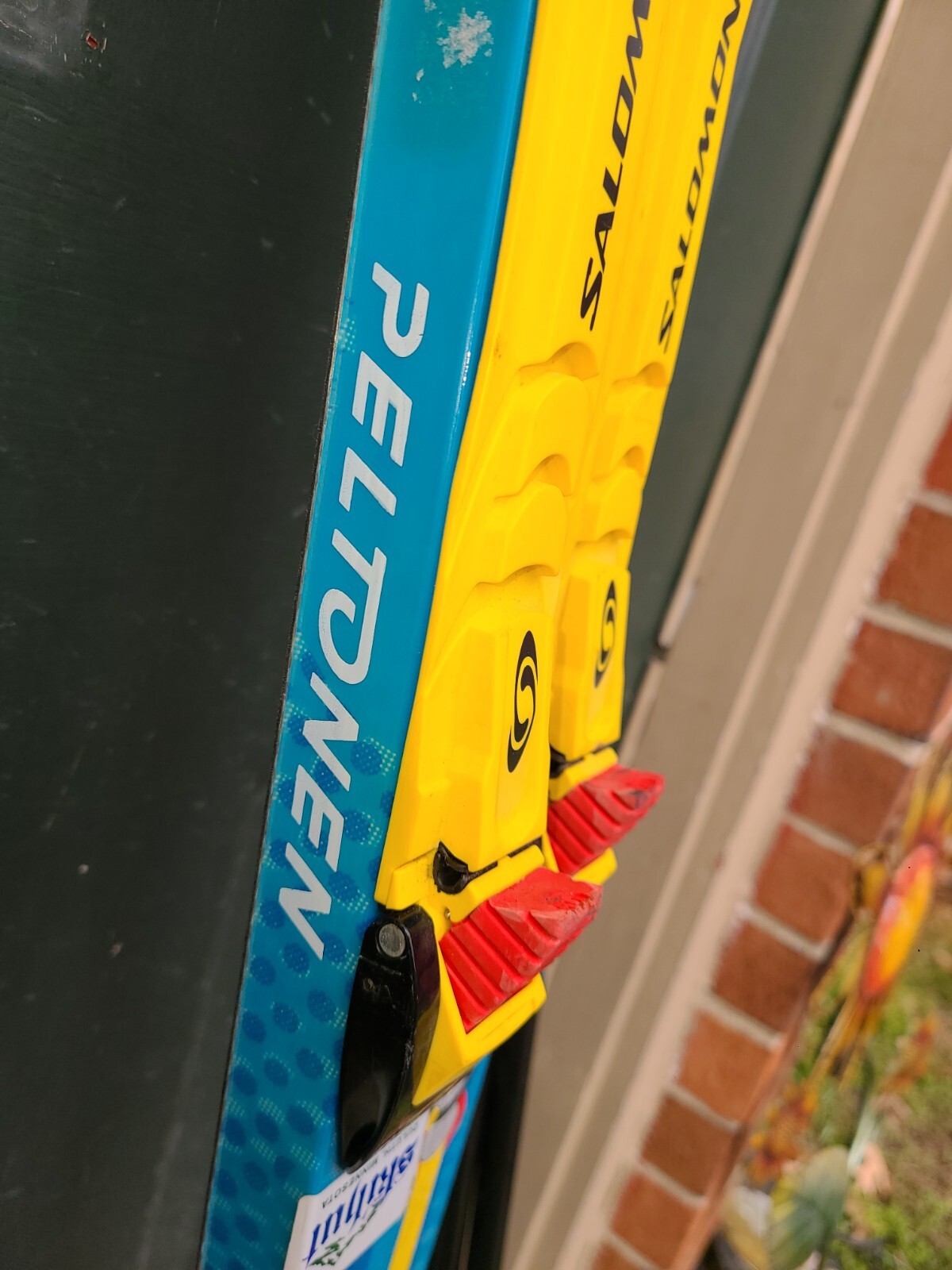 Peltonen Quasar Pattinaggio Sci di Fondo 180cm con Bastoncini Exel e Attacchi Salomon