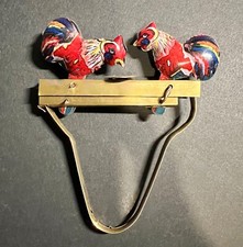 Vintage Tin Litho Metal Rooster Chicken Pecking Hand Squeeze