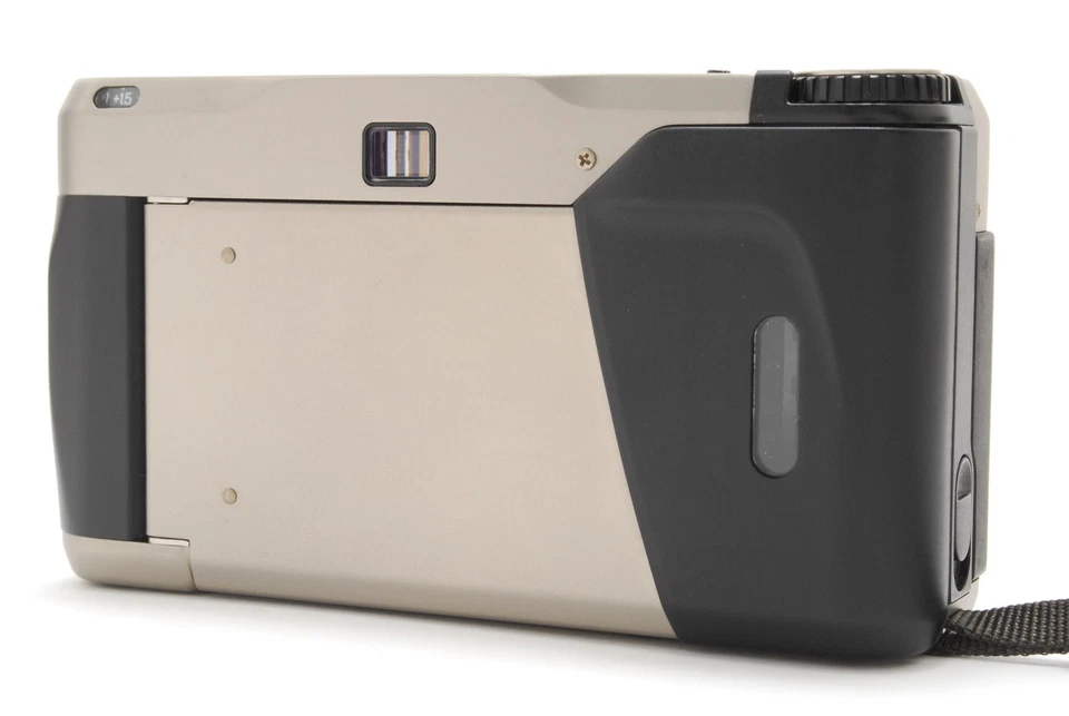 Contax T2 Titan Silver 35mm Point & Shoot 35mm Film Camera with Case From JAPAN - Image 3 of 4