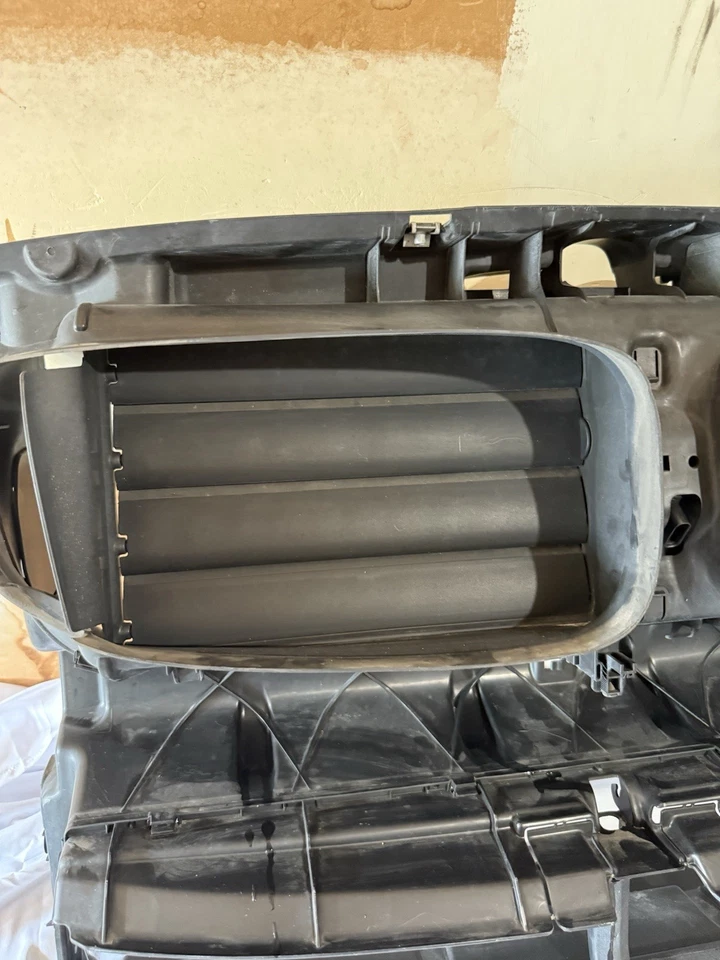 BMW 528i 535i 550i F10 2011-2016 radiador conducto de aire rejilla obturador de aire OEM Foto 3 de 4