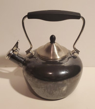CHANTAL WHISTLING TEA KETTLE WHISTLER BLACK ENAMEL STAINLESS STEEL BLUE INTERIOR
