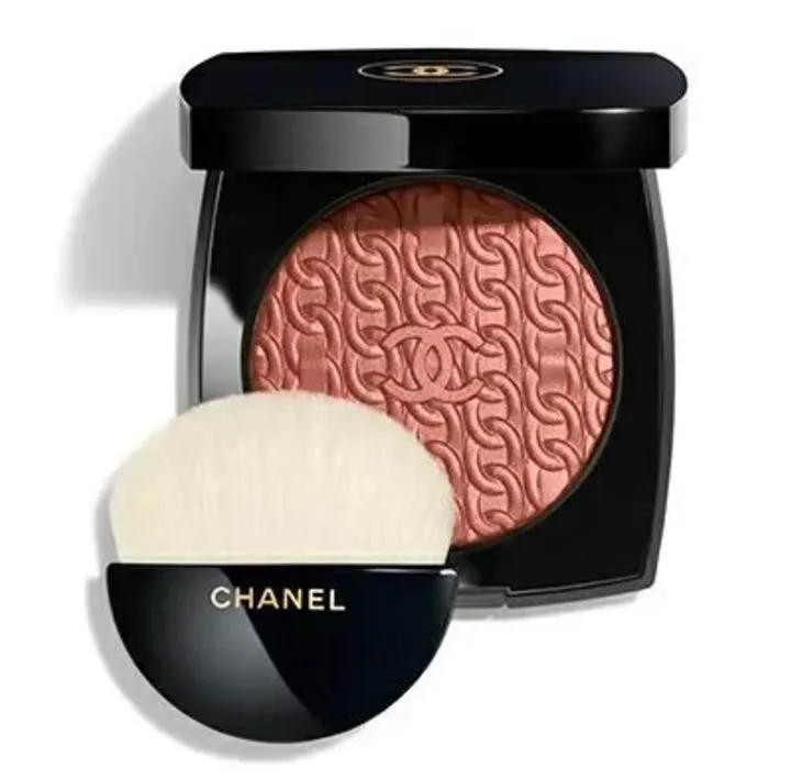 Chanel Les Chaînes de Chanel Illuminating Blush Powder Limited Edition from  JPN