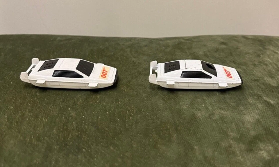 Corgi Juniors n. 60 James Bond Lotus Esprit due (2) esempi uno quasi nuovo! - Immagine 4 di 4