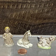 Vintage Wade Whimsies Figurine Lot 