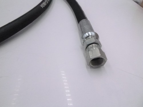 7.5' Semperit Kurt SAE100 R17 -06 3/8" Hydraulic Hose WP 3000PSI MSHA IC-08/24 - Picture 2 of 4