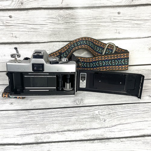 Minolta SRT 201 35mm SLR camera w/MD 50mm f2. Read - Picture 4 of 10