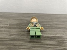 LEGO Endor Rebel Commando STAR WARS MINIFIGURE W/ Weapon From Set 9489 10236