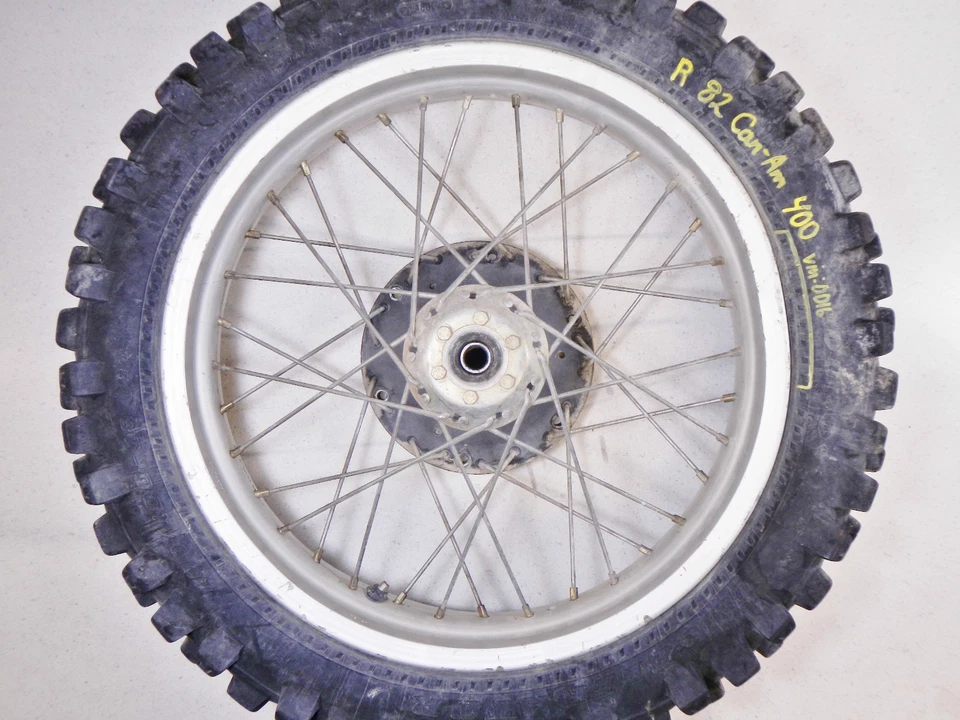 82 CAN-AM QUALIFIER IV 400 SUN METAL RUEDA TRASERA CUBO 18" Foto 2 de 4