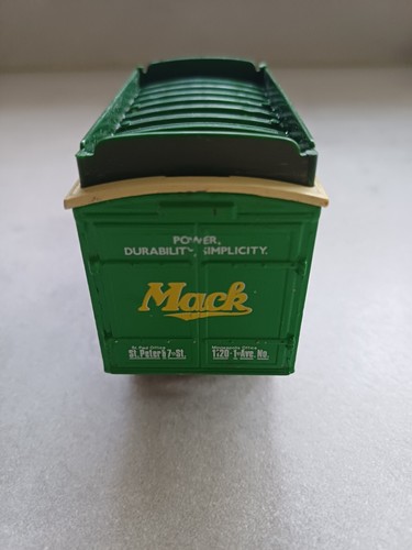 Corgi Classics Mack 1:43 Truck – No.C906/1 - Picture 6 of 8