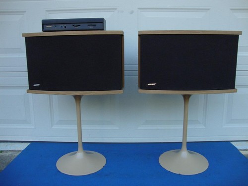 Beautiful Bose 901 Series VI Speakers + 