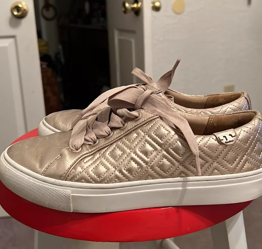 Tory burch marion best sale quilted lace up sneakers