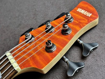 【9532】 YAMAHA TRBX1005J ５弦ベース 訳あり Electric Bass Guitar Yamaha TRB1005J 5 String Quilted Maple Top