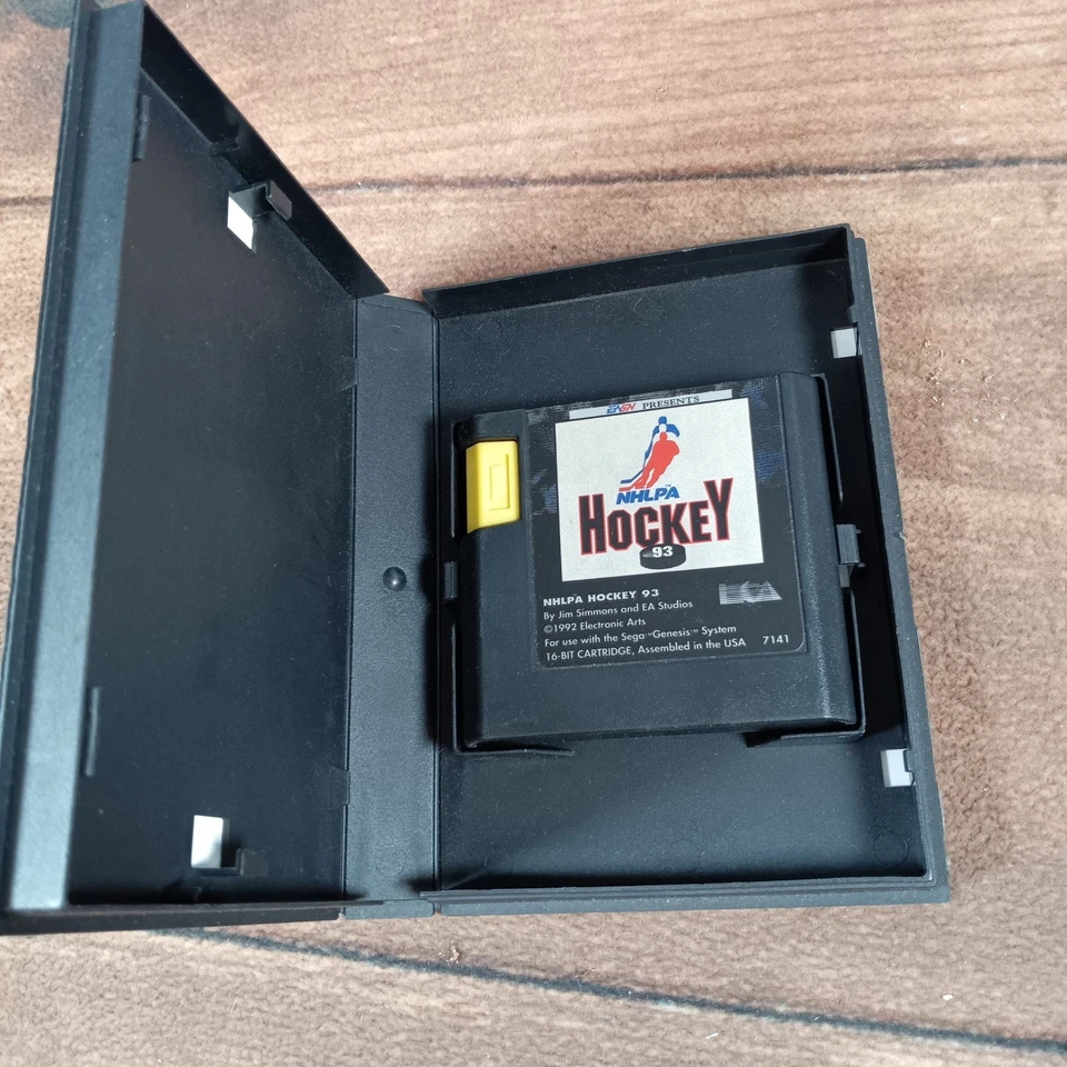 NHLPA Hockey 93 Sega Genesis EA Sports 16 Bit Cartridge and Case Complete - Image 4 of 4