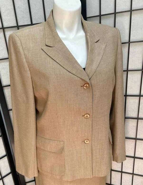 NWOT Women's Jones Wear Golden Beige 16 Button Up Blazer - Image 2 of 4