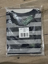 LL Bean Medium Regular Classic Navy White Misses Short Sleeve Crew