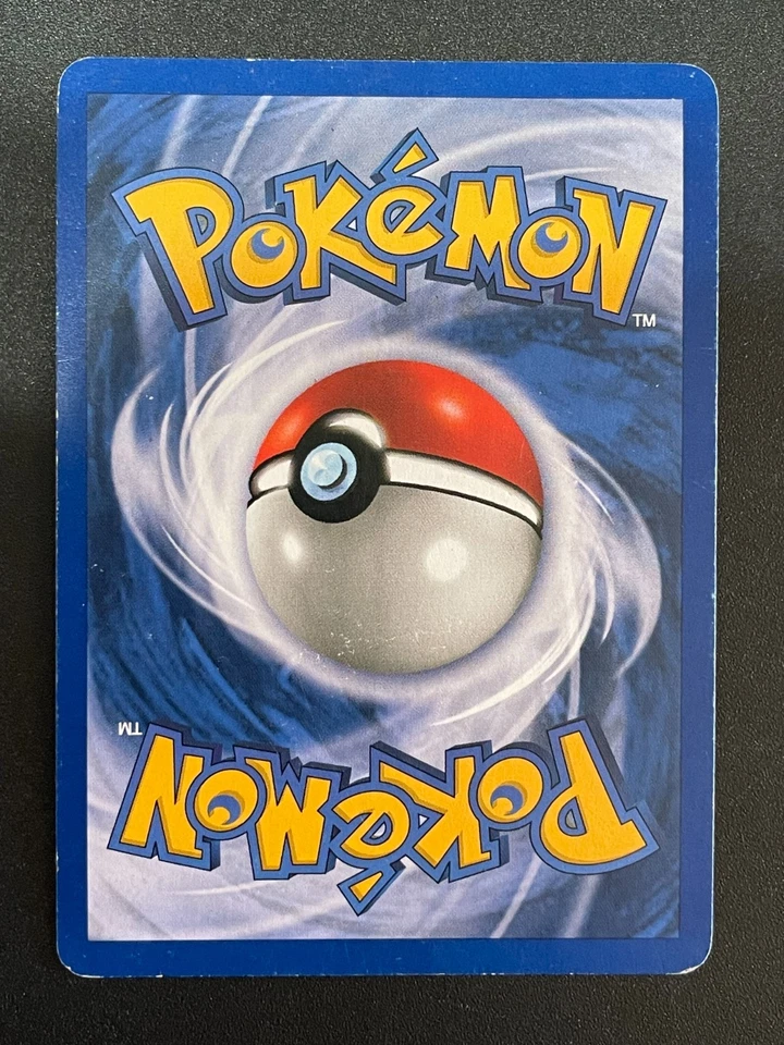 Hitmonchan 8/130 Holo Rare Swirl WotC Card Pokémon Base Set 2 - Image 4 of 4