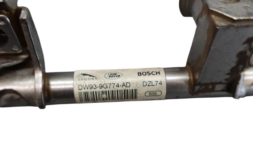 Оригинальная направляющая впрыска топлива со стороны правого пассажира для Jaguar XJ XJL XKR F-Type 10-20 годов выпуска - Изображение 4 из 4