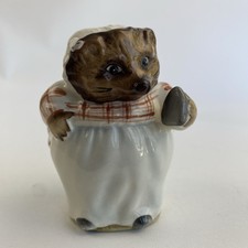 1948 Beatrix Potter Mrs. Tiggy Winkle F. WARNE Co Beswick England