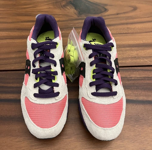 Men's Saucony Shadow 5000 Pink/Beige - Men 7/Women 8.5 New without Box