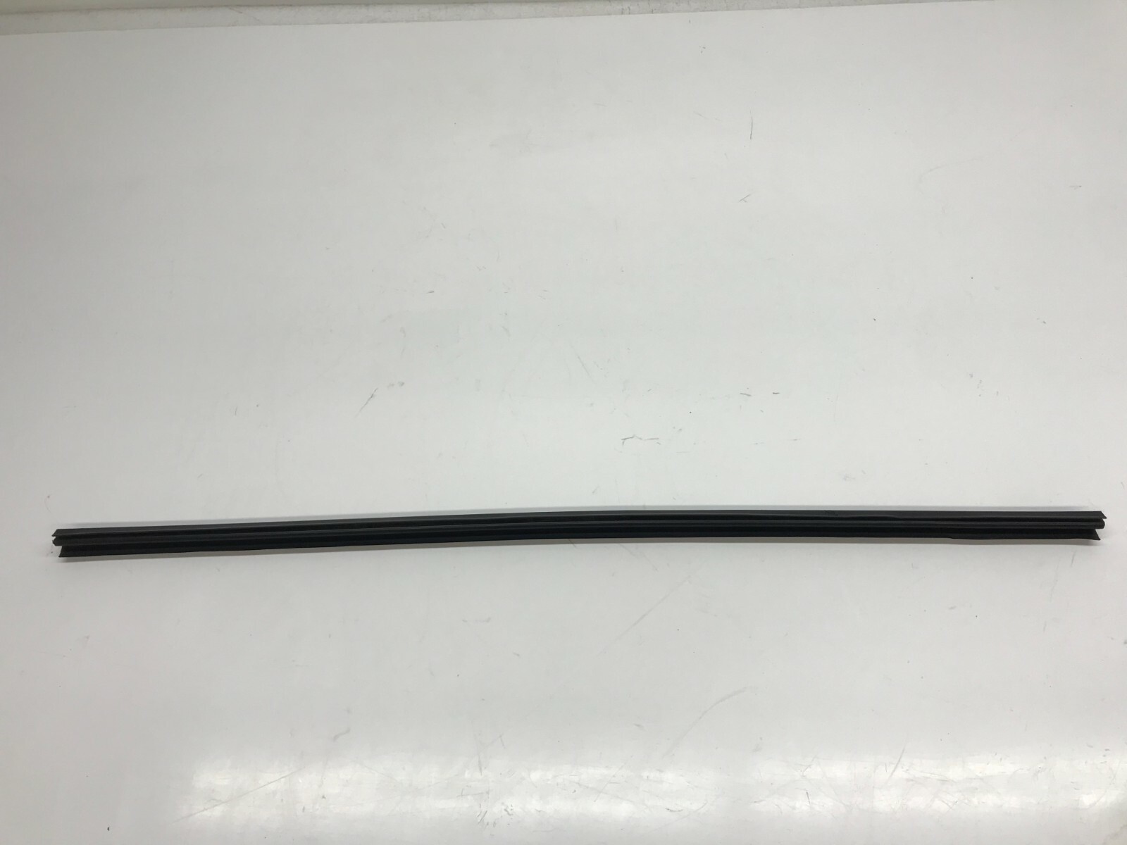 LAMBORGHINI MURCIELAGO LP640 COUPE INNER DOOR WATER SCRAPER OEM 410868383