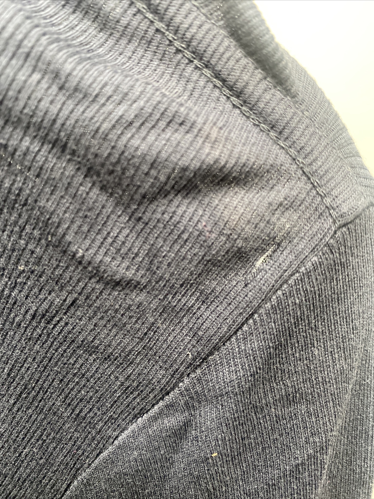 Vince size medium made in Peru basic long sleeve - image 6