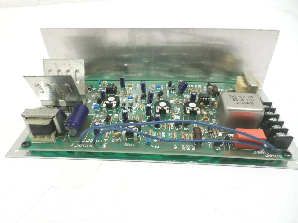 Amplificador de zona de llamadas de enfermera Dukane placa PC 110-2250A Pro-care GE Star Ascom ANTES Foto 4 de 4