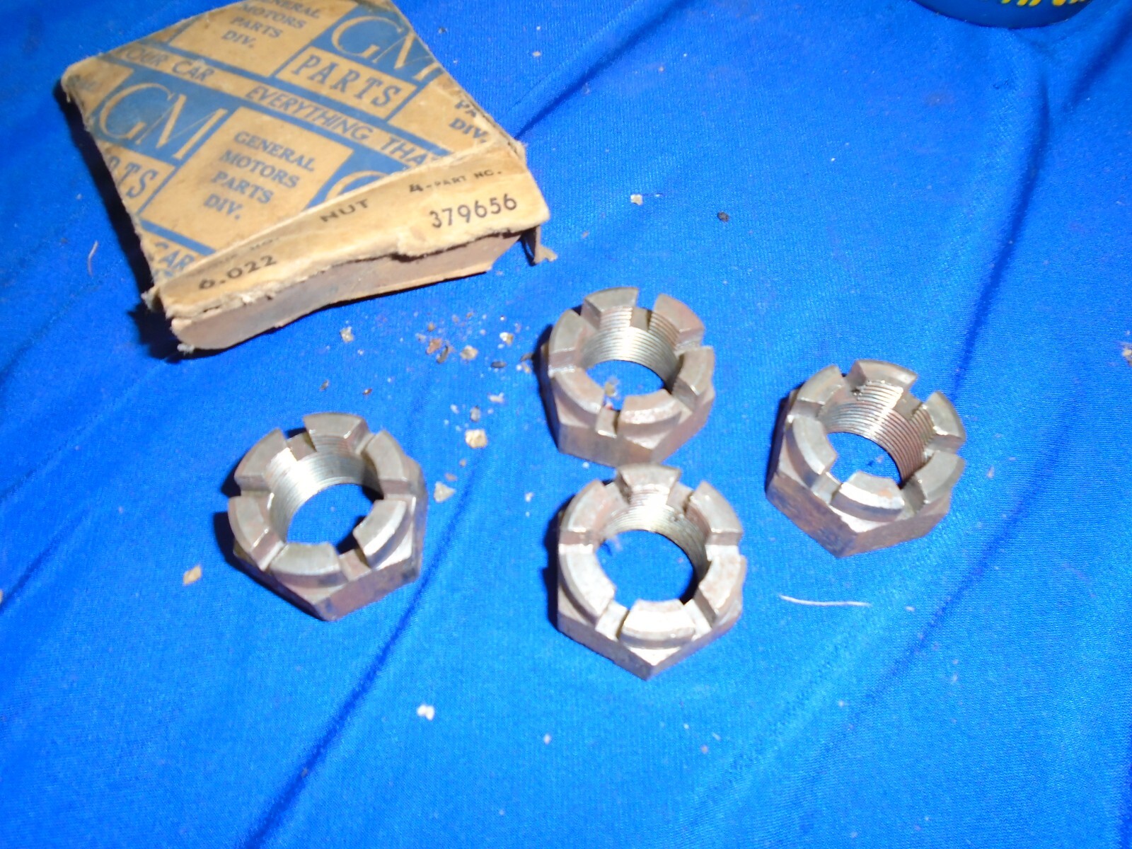 4 Genuine GM Front Wheel Bearing Spindle Nut 379656.NOS in box OEM