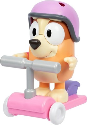 Bluey Chat Mates Scooter Bingo Playset Articulated Figure with Phrases