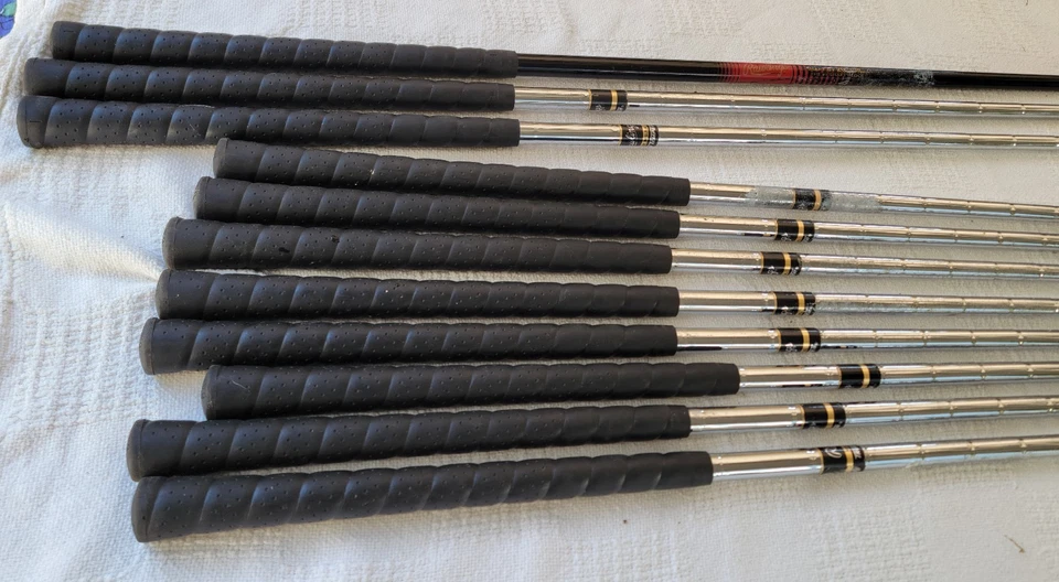 Rawlings Pure Gold set irons 3-PW & 3 Drivers, No1/10.5*, No.3/15* and No.5/21* - Image 4 of 4