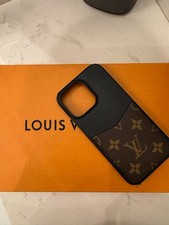 Louis Vuitton iPhone 15 Pro Max Monogram Canv...