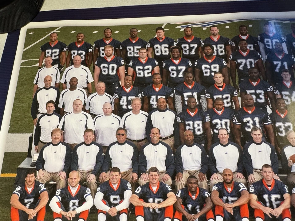 2006 Buffalo Bills Team foto pôster Kyle Williams Willis McGahee NFL - Imagem 2 de 4