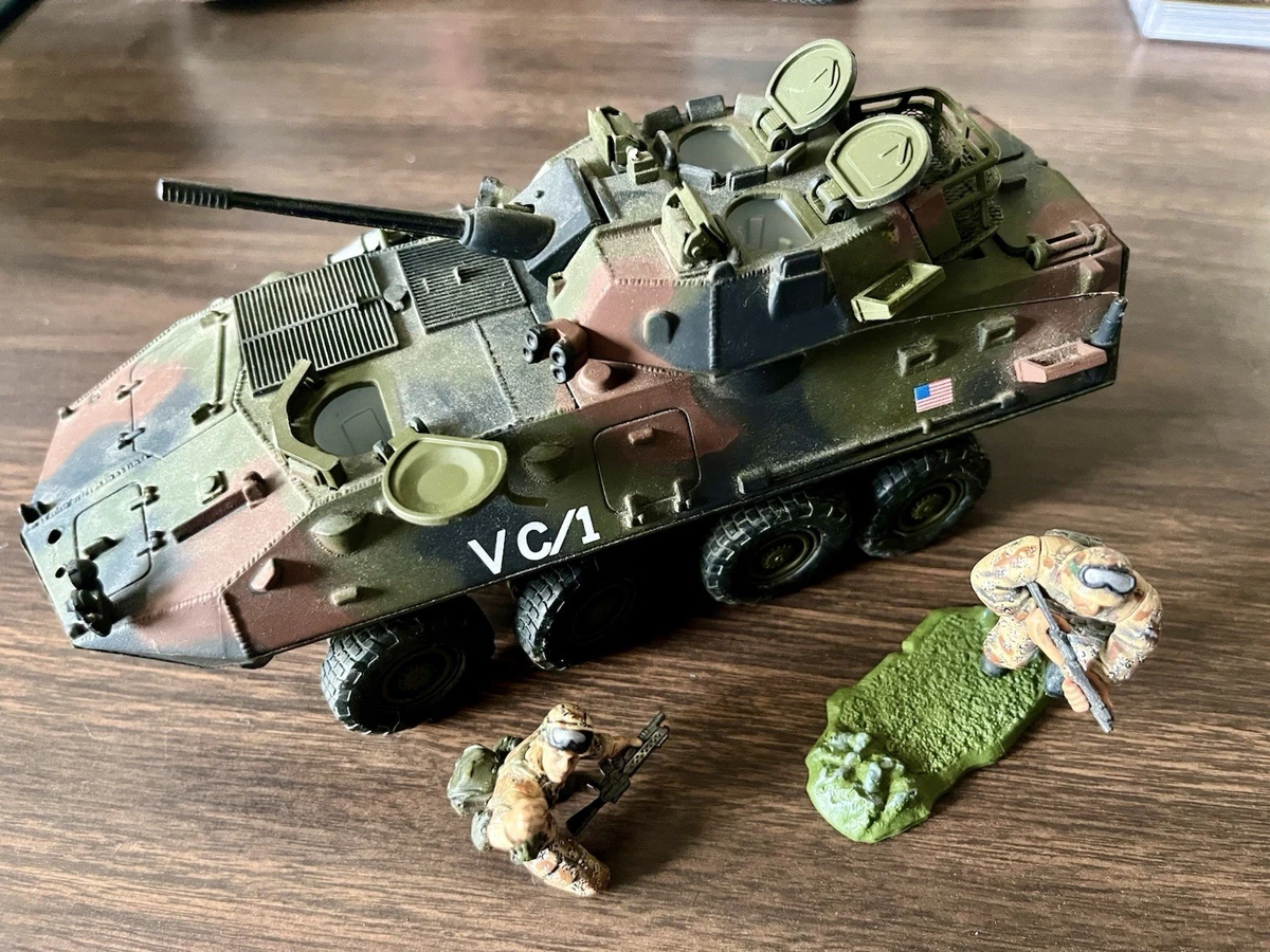 Forces of Valor Diecast Tanks & Military Vehicles 1:32 1991