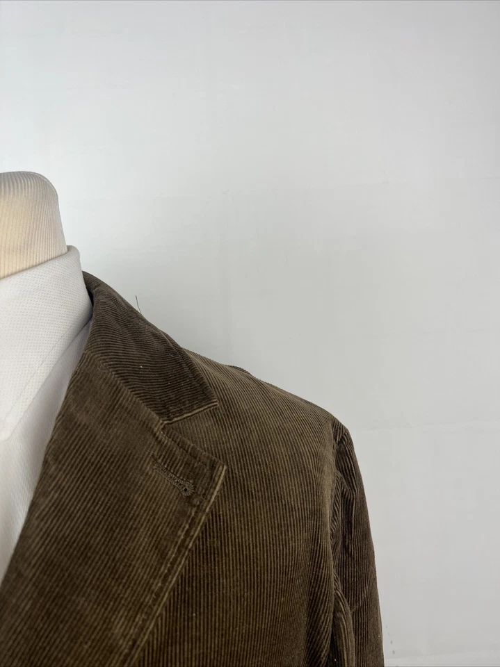 Blazer de pana marrón Convington para hombre 42L $395 Foto 2 de 4