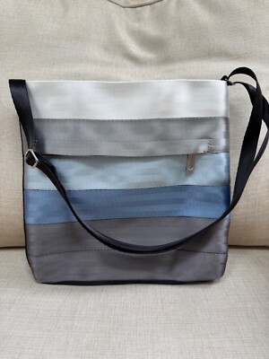 Harveys Seatbelt Dusk Streamline Crossbody