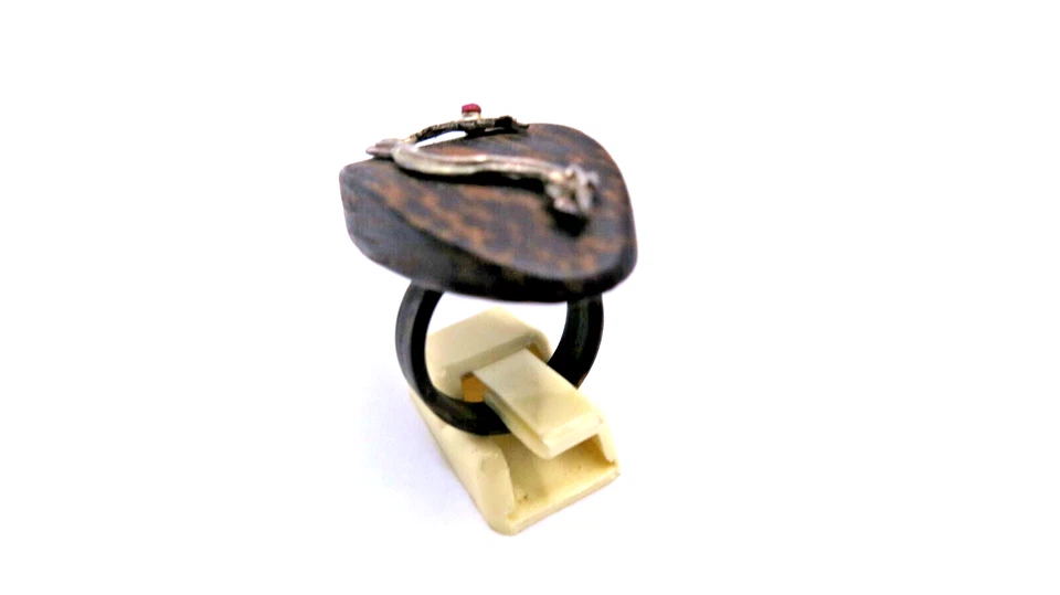 Anillo Dragón Naga Concha de Coco Plata 925 Ojo Rubí Natural Ecológico Talla 8.5 Foto 3 de 4