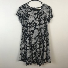 Silence + Noise Black White Floral A-Line Short Sleeve Dress Size S