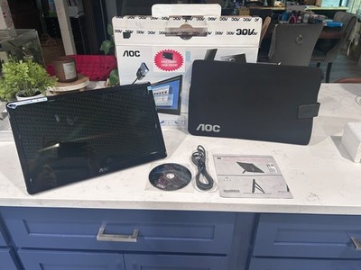 AOC E1659FWU 15.6  USB 3.0 Portable Monitor Open Box w/ Case, Cable & Box