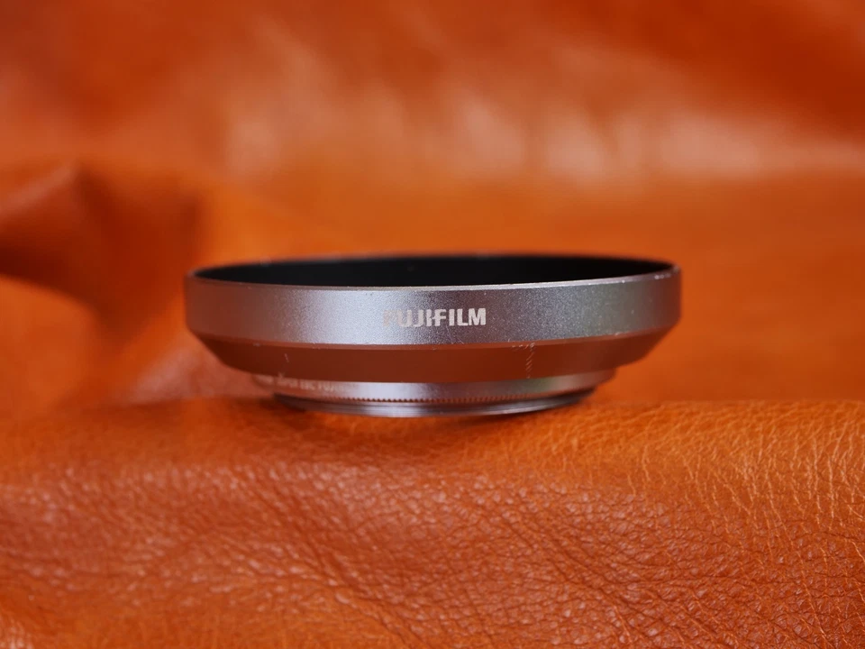 #3366 Fujifilm Super EBC Fujinon protector Filter with HOOD 39mm filter - Image 4 of 4