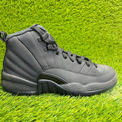 Nike Air Jordan 12 Retro Winterized Boys Size 6Y Black Basketball Shoes Sneakers