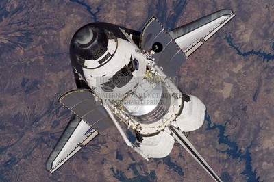 DISCOVERY APPROACHING INTERNATIONAL SPACE STATION JULY 2006 4X6 PHOTO