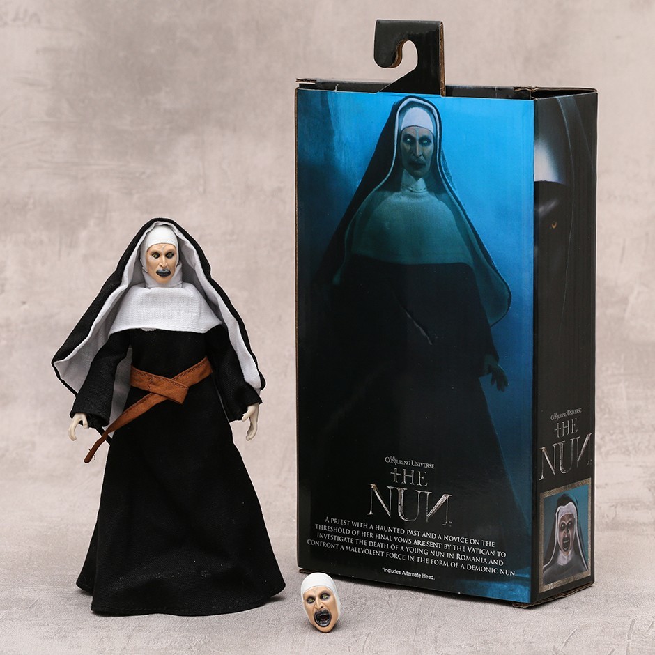 Figurine The Nun en PVC 20 cm : l'accessoire idéal pour décorer une étagère de films d'horreur