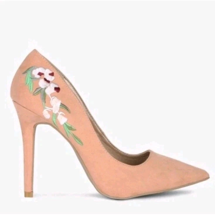 Qupid Milia-83 Blush Suede Floral Embroidered Stiletto Pumps Heels Sz 6 New - Image 2 of 4